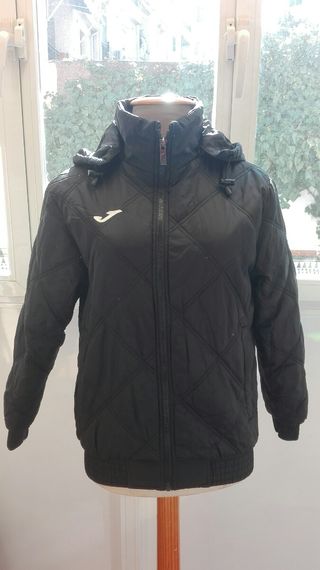 Abrigo Marca Joma de segunda mano por 15 EUR en Huétor Vega en WALLAPOP