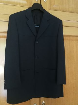 AMERICANA TRAJE CUADRO VENTANA