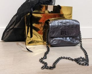 Bolso metalizado Bimba y Lola de segunda mano por 50 EUR en Getafe en  WALLAPOP