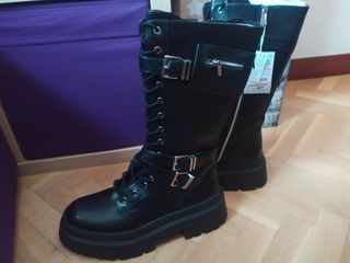 Botas militar Pull \u0026amp; Bear de segunda mano por 15 EUR en Madrid en  WALLAPOP