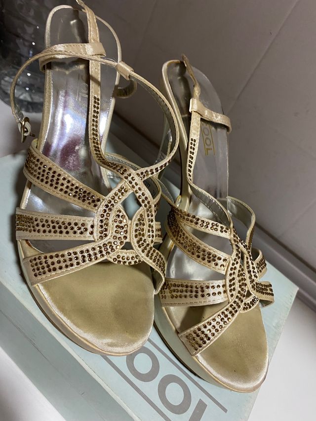 Zapatos cuñas