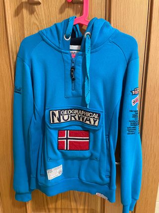 Sudadera norway azul de segunda mano por 20 EUR en Valladolid en WALLAPOP