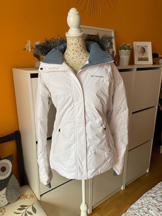 Abrigo nieve Columbia de segunda mano por 90 EUR en Oviedo en WALLAPOP