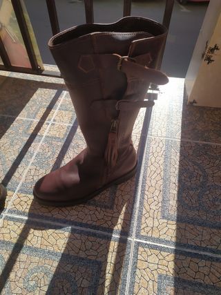 Botas camperas de segunda mano por 60 EUR en Torredonjimeno en WALLAPOP