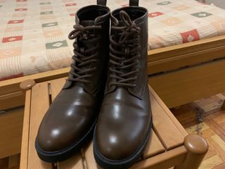Botas hombre Pull \u0026amp; Bear de segunda mano por 25 EUR en A Coruña en  WALLAPOP