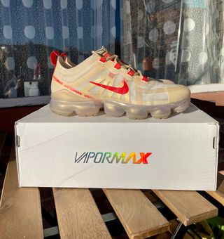 Nike Air VaporMax edición limitada de segunda mano por 70 EUR en Madrid en  WALLAPOP