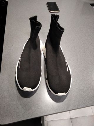 Balenciaga speed trainer negras de segunda mano por 195 EUR en Alboraya en  WALLAPOP