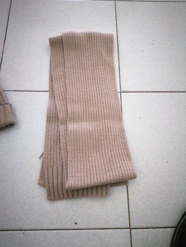 Cappello +sciarpa pinko