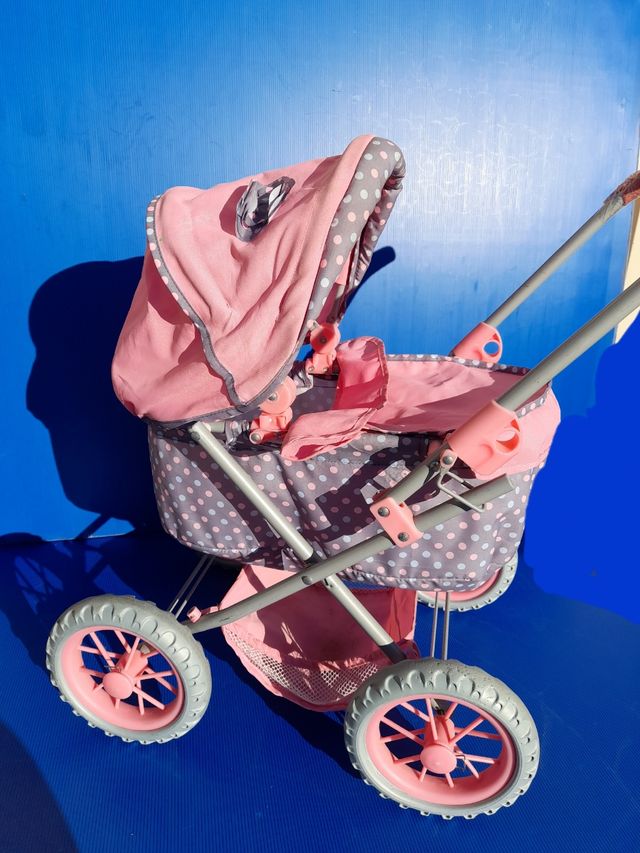 Carrito de muñecas