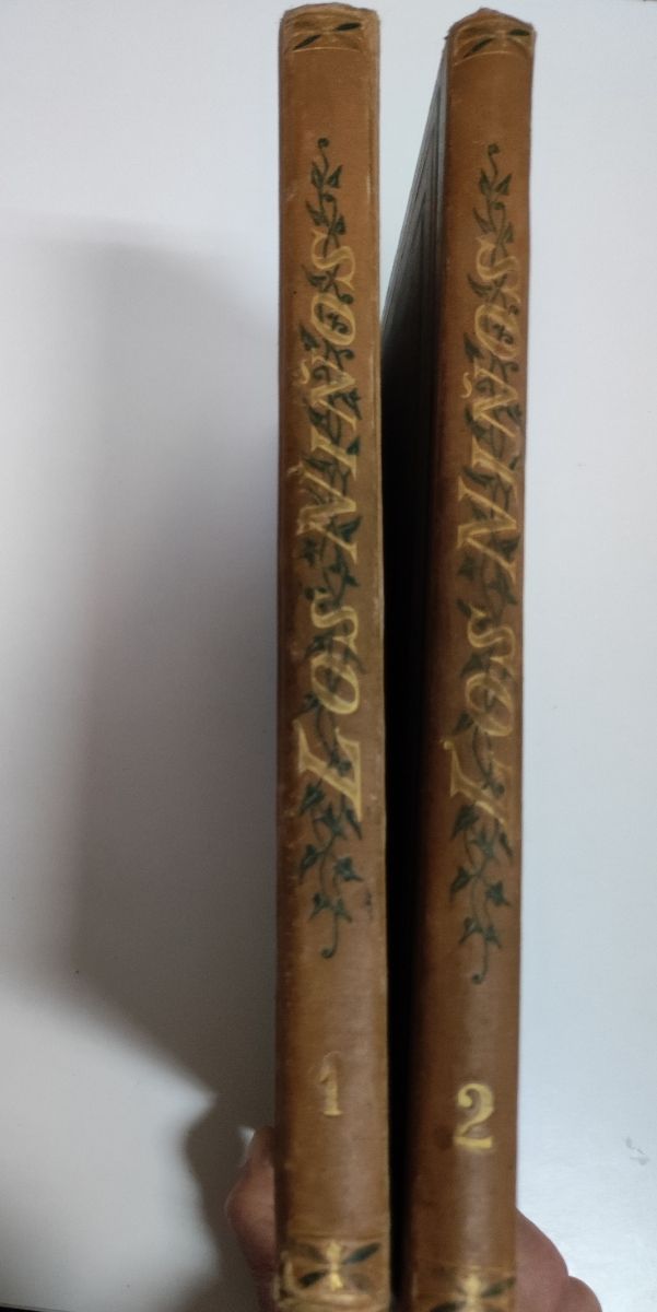 Dos libros. Los niños de Carlos Frontaura