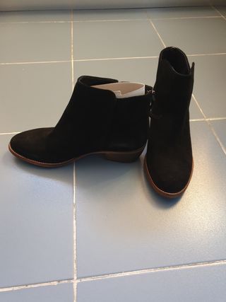 Botín de Fosco piel 40 de segunda mano por 40 EUR en Madrid en WALLAPOP
