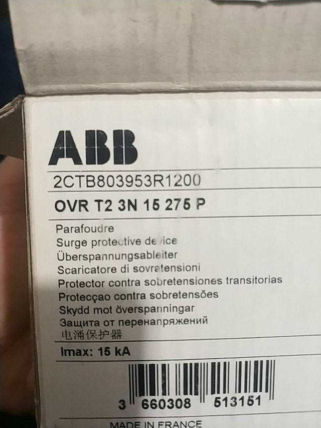 protector contra sobretensiones abb