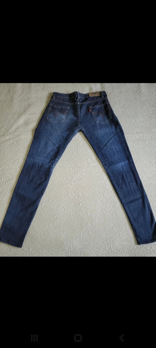 Vaqueros LEVI'S Originales.