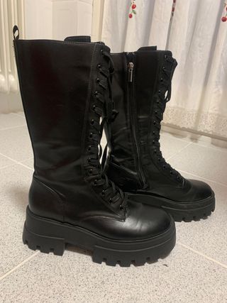 Botas altas Pull\u0026amp;Bear con plataforma 39 de segunda mano por 40 EUR en  Zaragoza en WALLAPOP