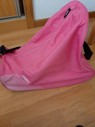 Bolsa para patines Decathlon de segunda mano por 7 EUR en Madrid en WALLAPOP