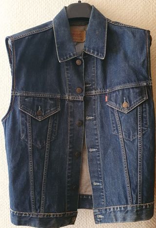Chaleco vaquero LEVI STRAUSS de segunda mano por 15 EUR en Utebo en WALLAPOP