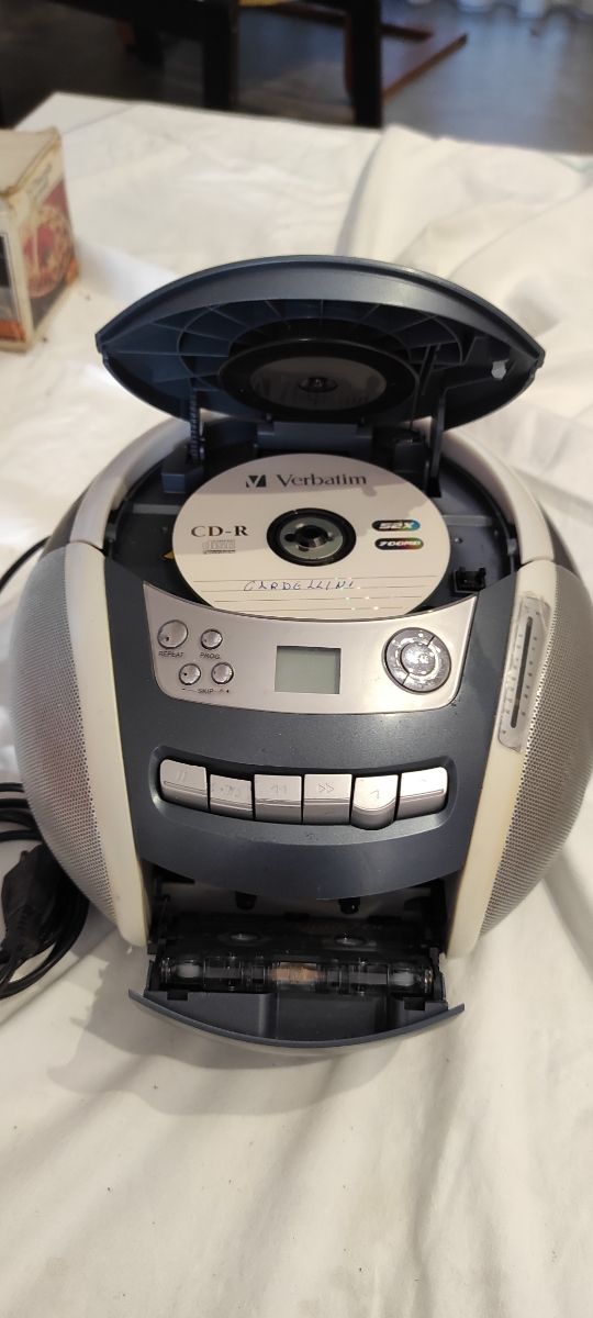 compact Radio/CD