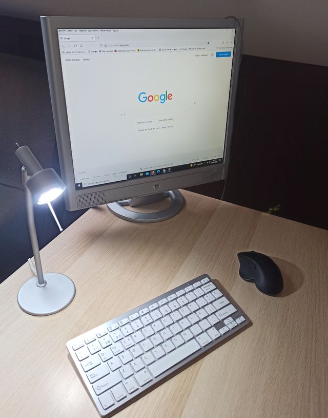 lámpara de escritorio