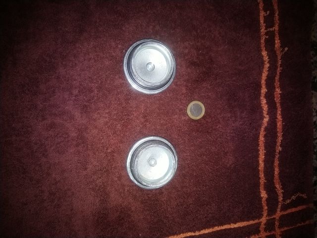 TAPONES METÁLICOS ROSCA