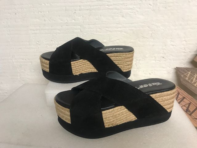 ZUECOS PLATAFORMA  NEGRO TATER's t.38 NUEVOS