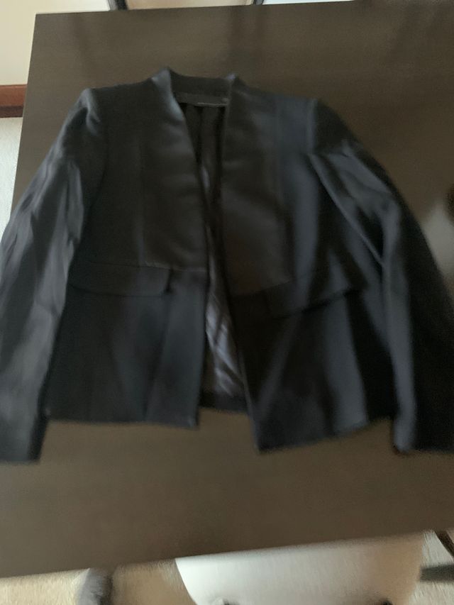 Chaqueta zara negra tipo smoking