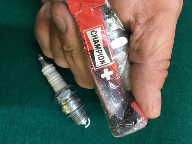 Bujía Champion L 87 YC unidad 