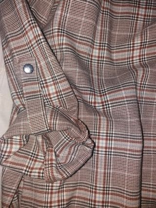 Chaqueta Americana fluida de cuadros Stradivarius de segunda mano por 28  EUR en Alicante en WALLAPOP