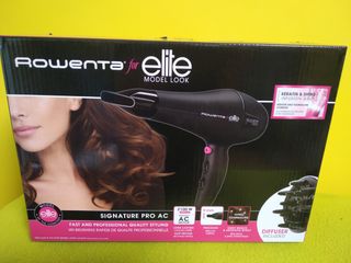 Secador de Pelo Rowenta 2100 W nuevo de segunda mano por 20 EUR en Liaño en  WALLAPOP