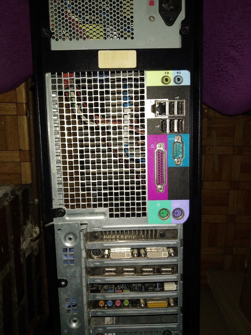 caja blindada torre pc sobremesa dell workstation afbeelding 2