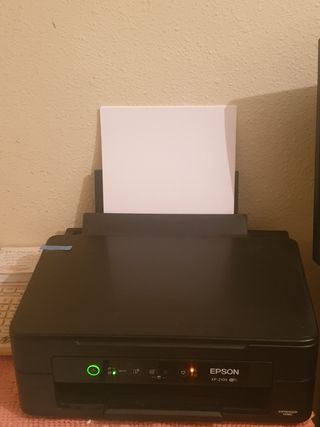 Impresora escaner Epson xp 2105 de segunda mano por 110 EUR en Villaobispo  de Las Regueras en WALLAPOP