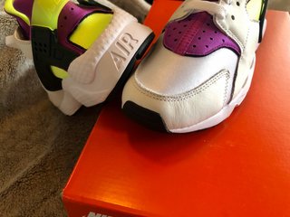 Nike Air Huarache edición limitada 39 de segunda mano por 1 EUR en Madrid  en WALLAPOP
