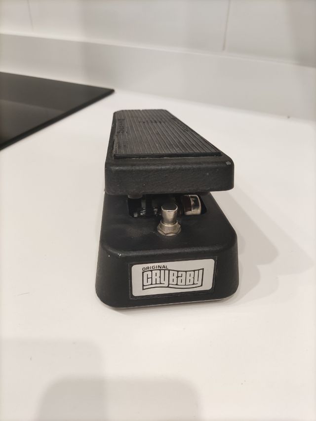 Pedal wah wah crybaby gcb95 de segunda mano por 40 EUR en Bekea en