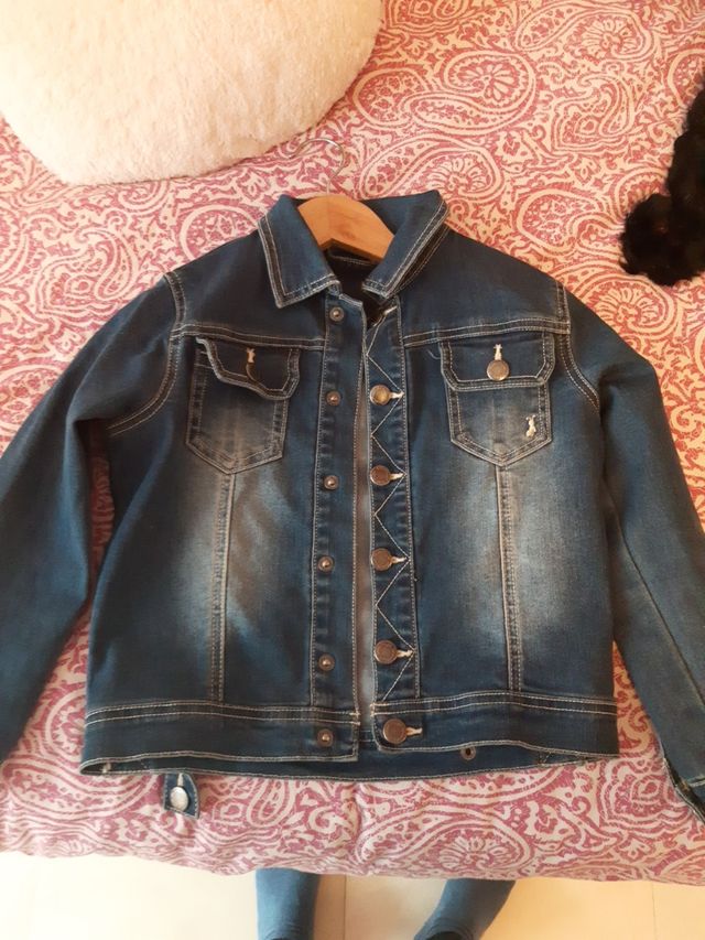 cazadora vaquera la Ormiga talla 6 años