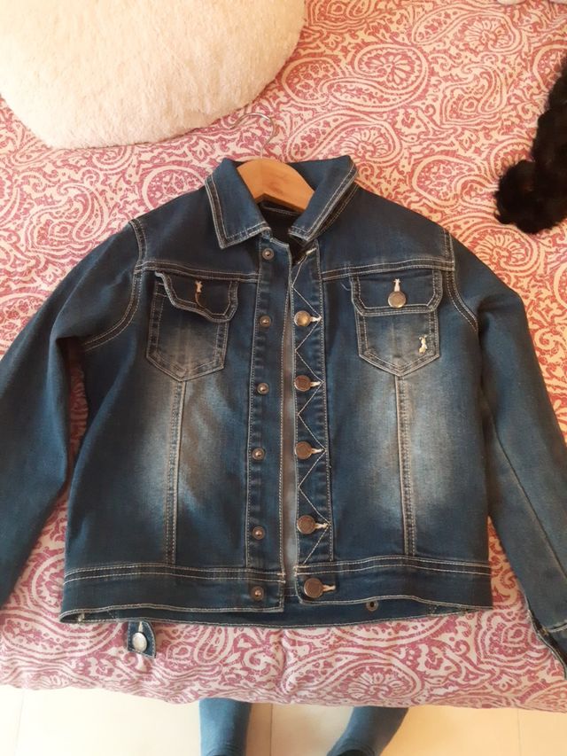 cazadora vaquera la Ormiga talla 6 años