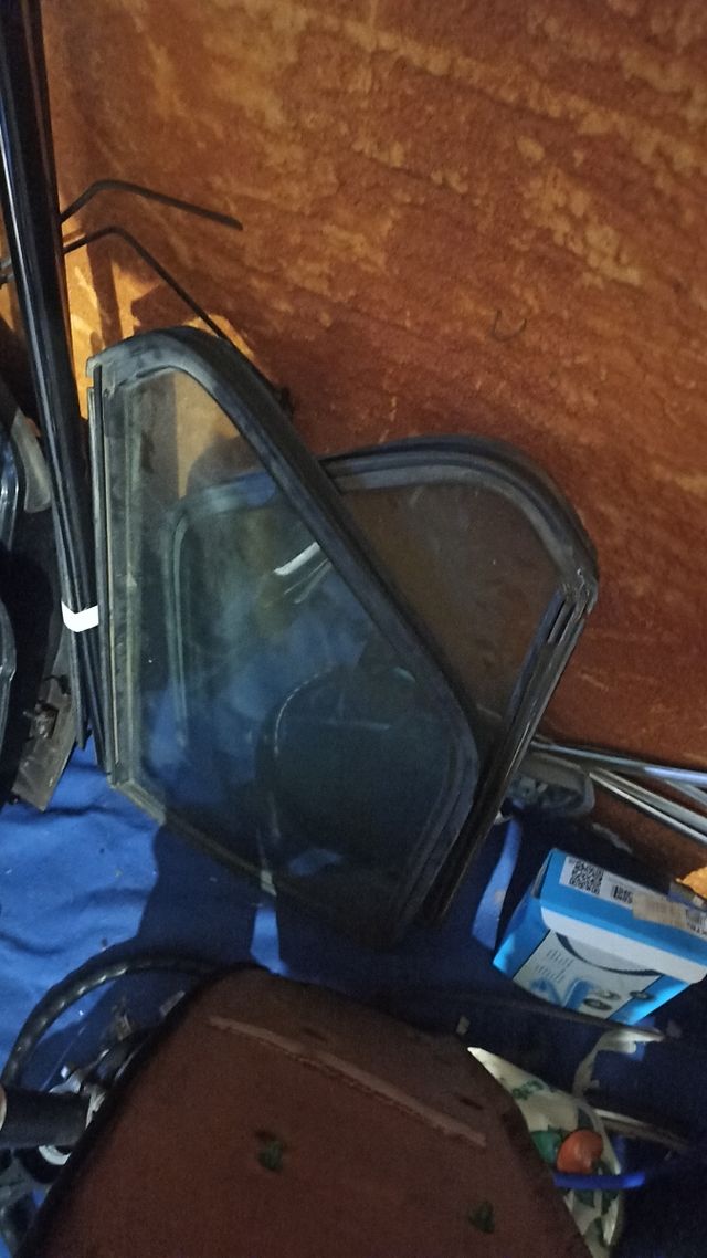 ventanillas traseras no abatibles bmw e21