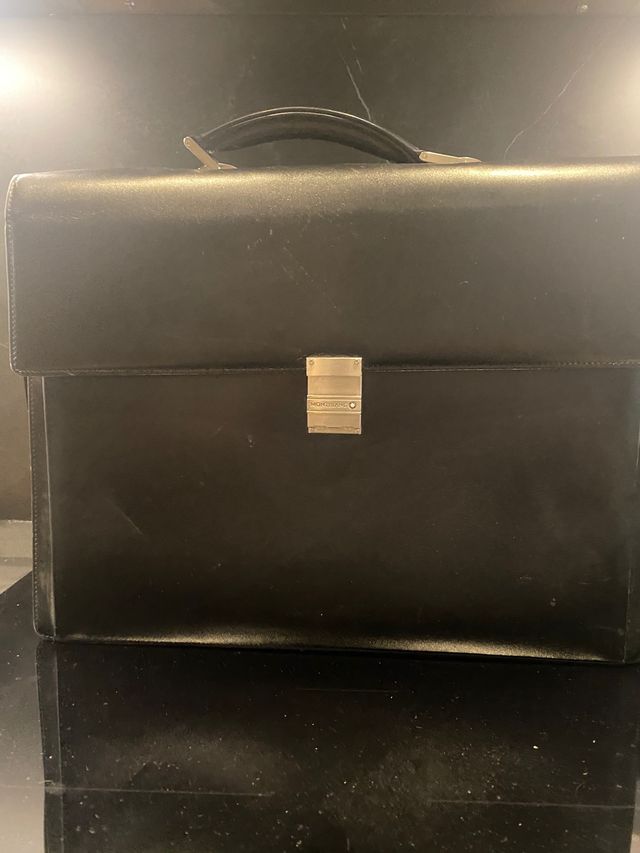 Montblanc Maletín  de cuero tres fuelles