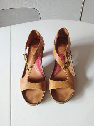 Zapatos Camper Verano. de segunda mano por 25 EUR en Alella en WALLAPOP