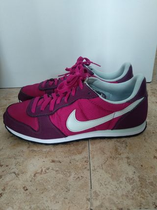 Zapatillas Nike. Talla 41 de segunda mano por 12 EUR en Hondarribia en  WALLAPOP