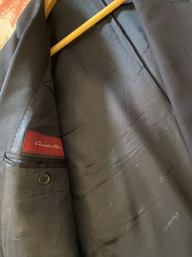 Americana hombre Emidio Tucci