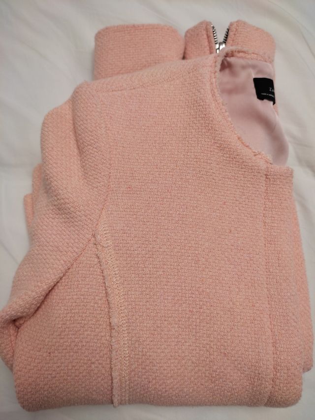Chaqueta sin extrenar de Zara xs rosa.
