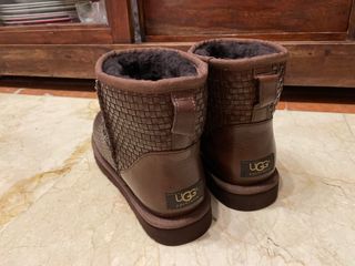 UGG talla 42 Nuevas de segunda mano por 80 EUR en Velilla de San Antonio en  WALLAPOP