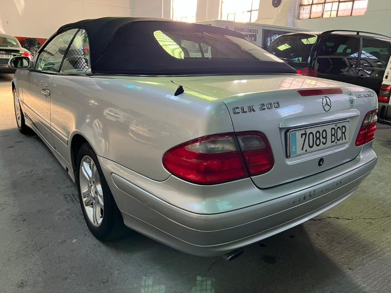 Mercedes-Benz Clase CLA 2002 - foto 1