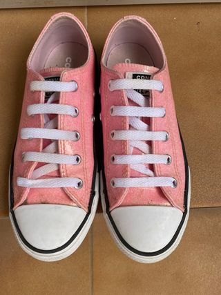 Zapatillas Converse rosa purpurina. de segunda mano por 10 EUR en Puerto de  Sagunto en WALLAPOP