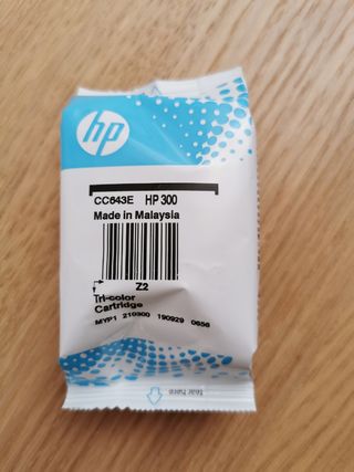 Cartucho Original Tinta HP 300 Color de segunda mano por 10 EUR en Sant  Joan Despí en WALLAPOP