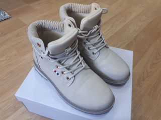 Botas mujer INSIDE número 37 de segunda mano por 4 EUR en Ávila en WALLAPOP