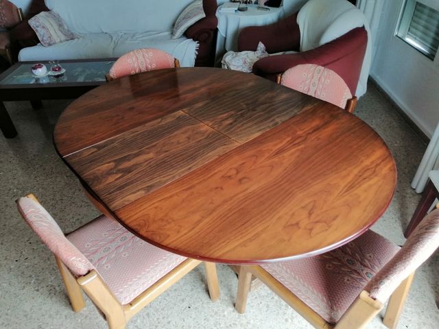 Mesa comedor de madera