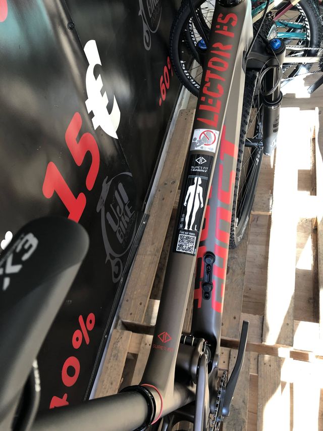 GHOST LECTOR SF FS ESSENTIAL L