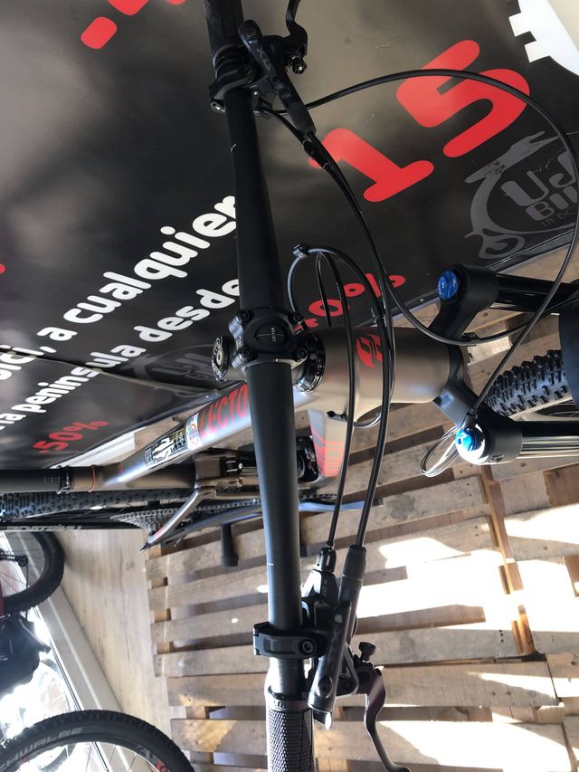 GHOST LECTOR SF FS ESSENTIAL L