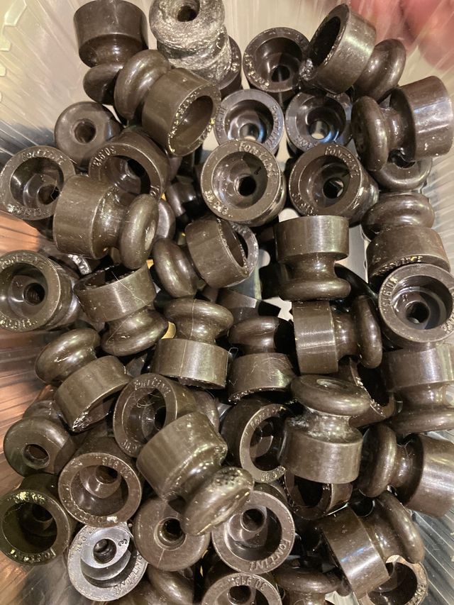 58 Aisladores Fontini 