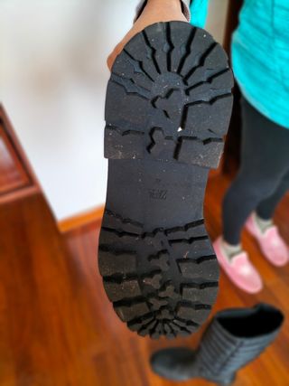 Botas goma Zara talla 42 de segunda mano por 20 EUR en Anero en WALLAPOP